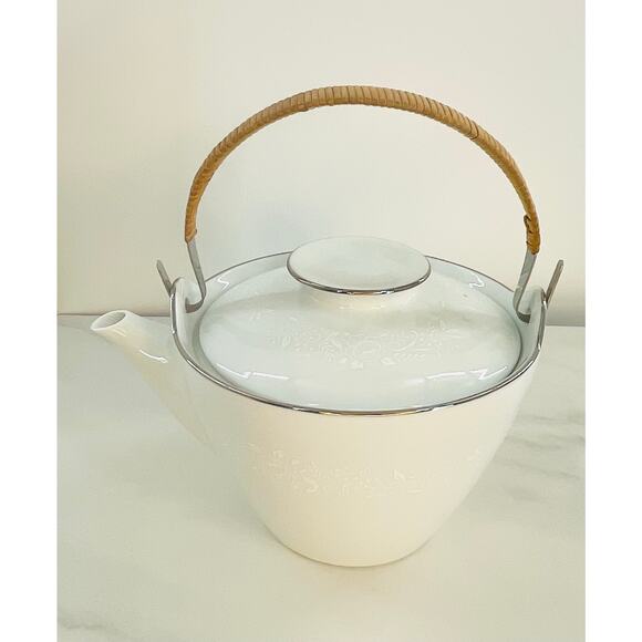 Noritake White Tea Set with Silver Accents - Picture 3 of 15